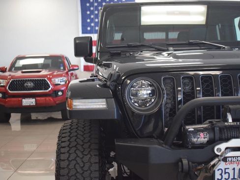 Used 2020 Jeep Gladiator Rubicon image 10