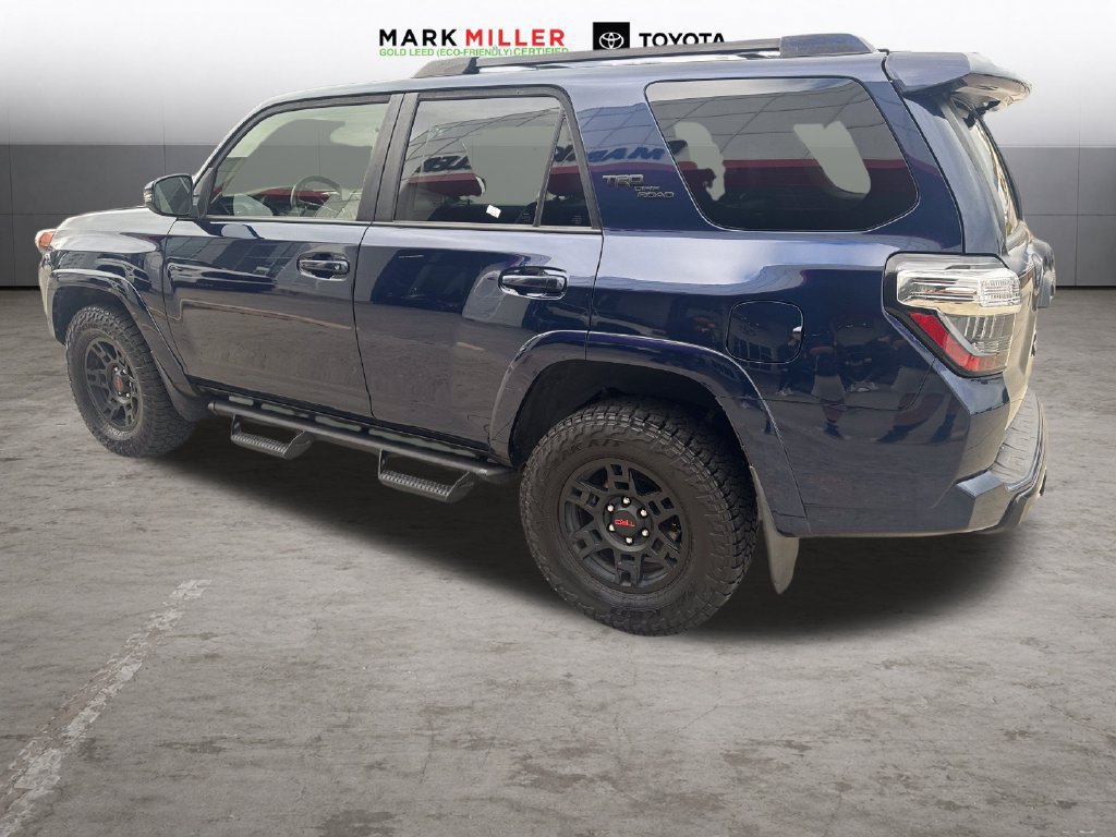 Certified 2022 Toyota 4Runner TRD Off-Road Premium AWD/4WD image 3