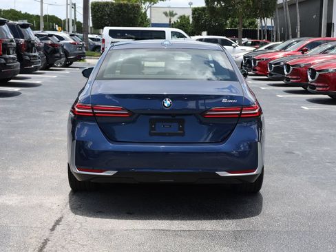 Used 2026 BMW 530i RWD image 6