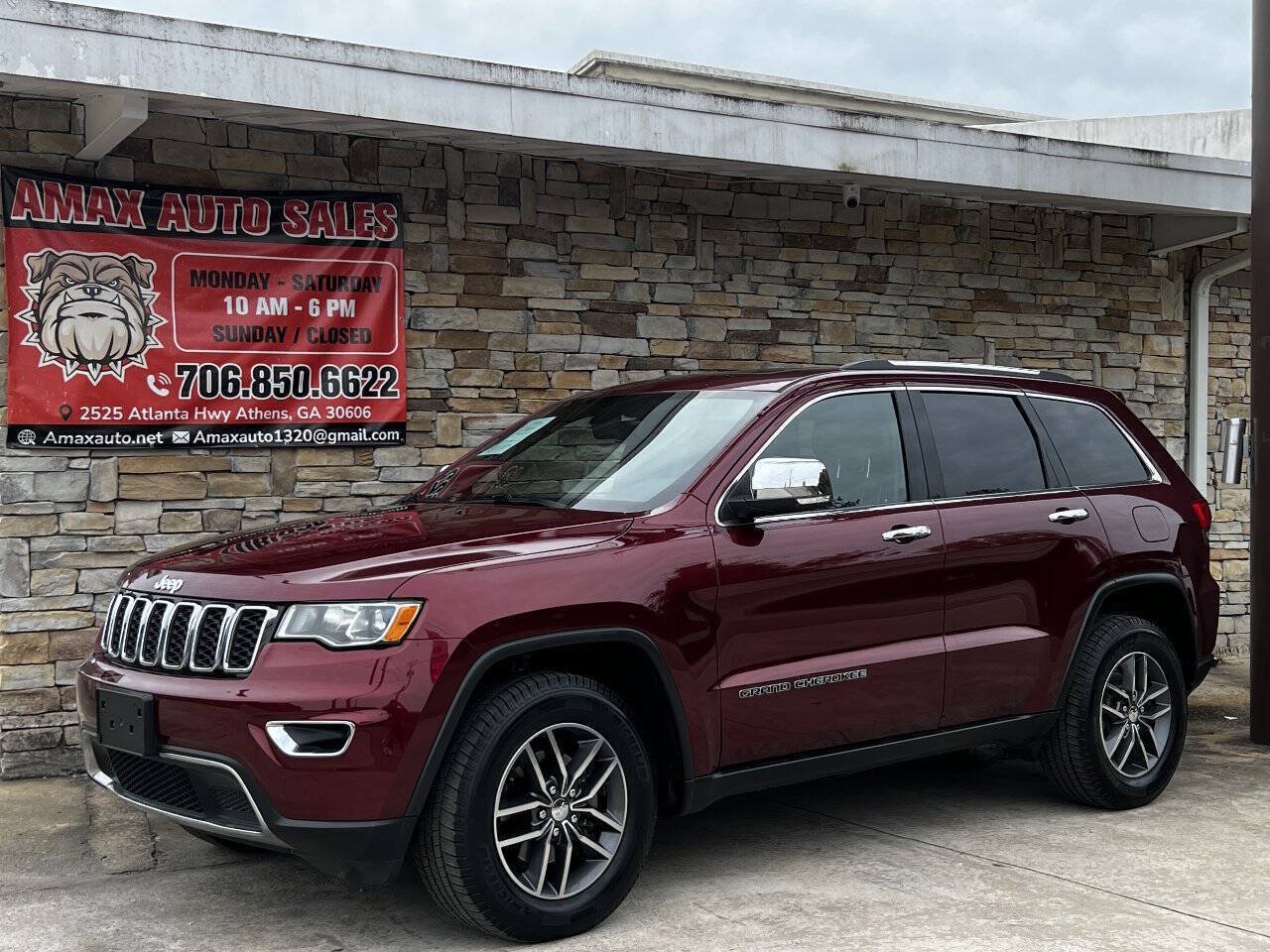 Used 2017 Jeep Grand Cherokee Limited AWD/4WD image 2