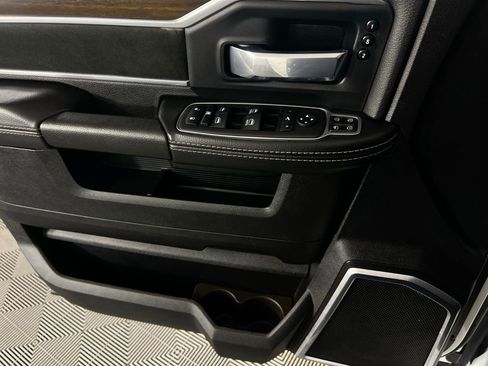 Used 2024 RAM 2500 Laramie image 25