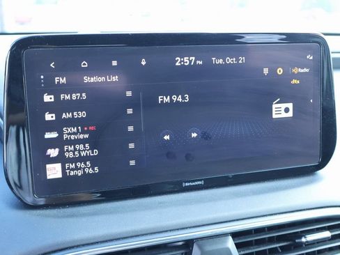 Used 2023 Hyundai Santa Fe SEL image 5