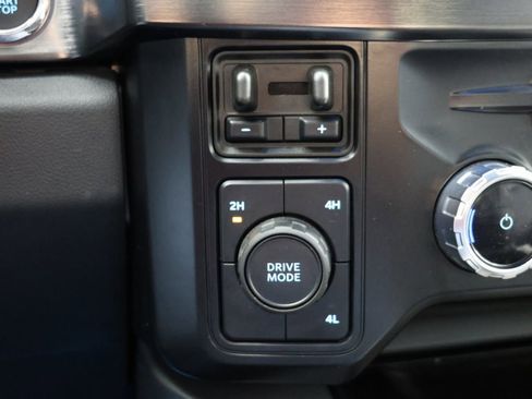 Used 2024 Ford F250 Lariat image 17