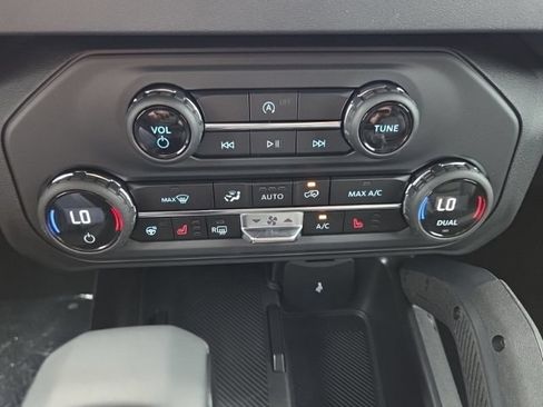 New 2026 Ford Bronco Outer Banks w/ Sasquatch Package AWD/4WD image 36