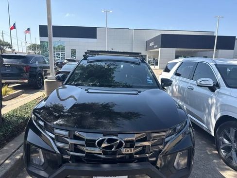 Used 2023 Hyundai Santa Cruz Limited w/ Tow & Go Package AWD/4WD image 2