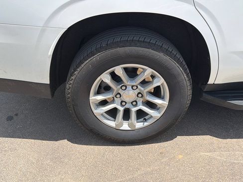 Used 2025 Chevrolet Tahoe LT AWD/4WD image 17