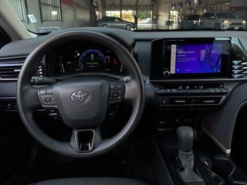 Used 2026 Toyota Camry LE FWD image 14