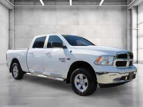 Used 2019 RAM 1500 Classic SLT AWD/4WD image 1