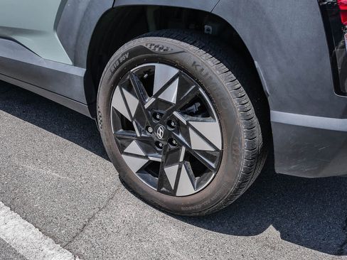 Used 2024 Hyundai Kona SEL FWD image 21