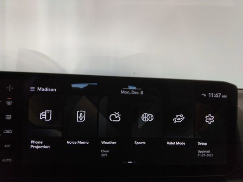 Used 2025 Kia K4 GT-Line w/ GT-Line Premium Package image 23