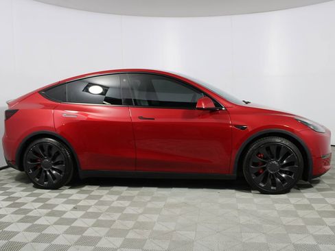 Used 2022 Tesla Model Y Performance AWD/4WD image 31