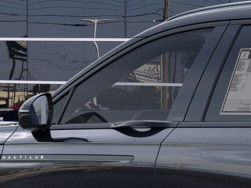 New 2025 Lincoln Nautilus Reserve w/ Jet Appearance Package image 20