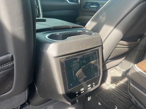 Used 2026 GMC Yukon XL Denali Ultimate image 13