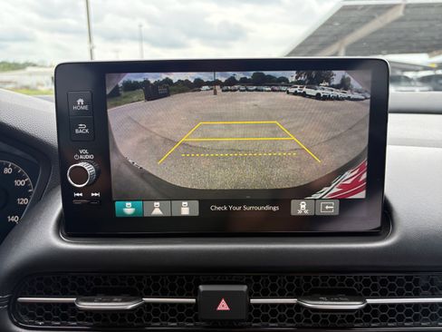 Used 2023 Honda HR-V EX-L image 12