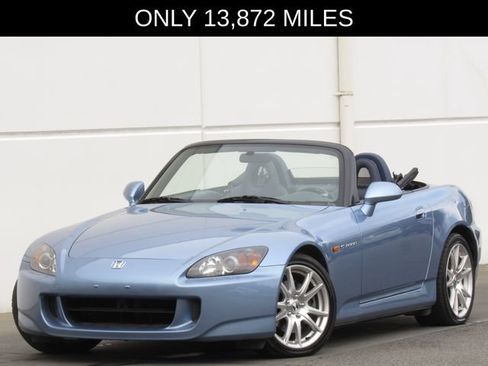 Used 2004 Honda S2000 image 1