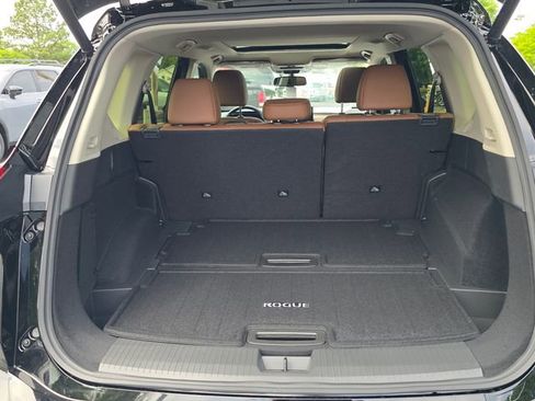 New 2026 Nissan Rogue Platinum AWD/4WD image 11