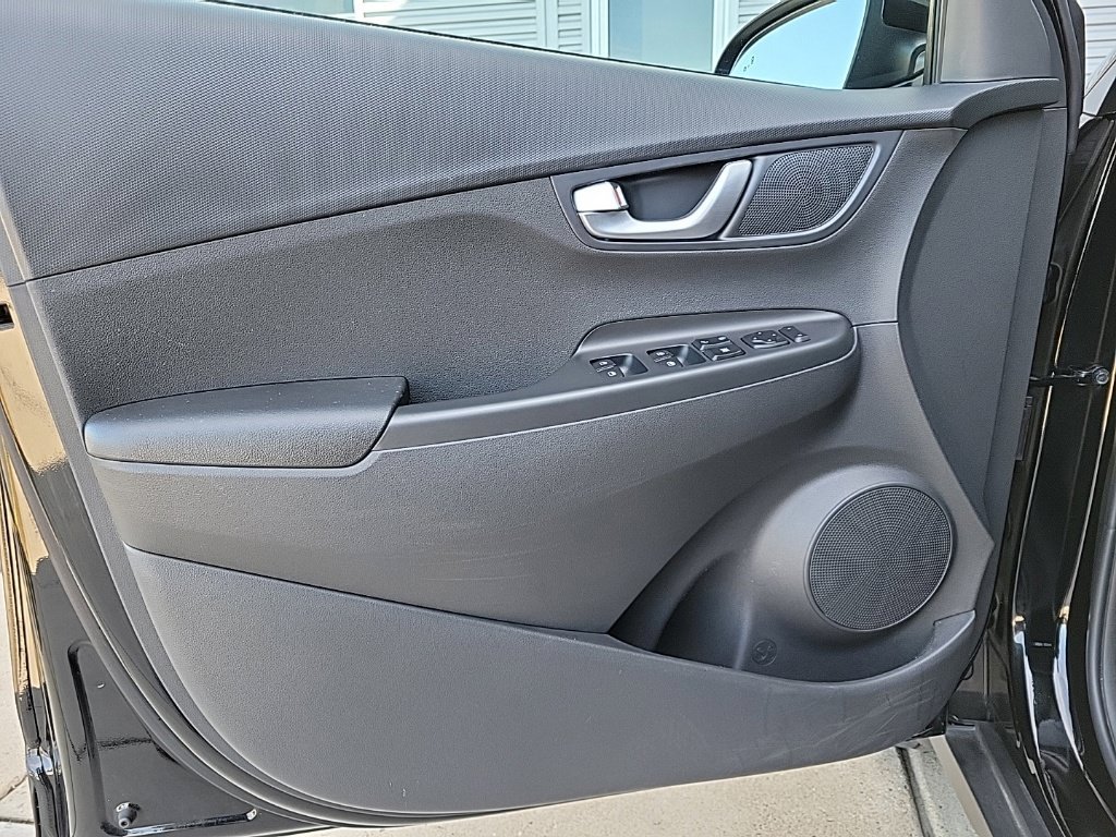 Used 2023 Hyundai Kona SEL w/ Convenience Package AWD/4WD image 27