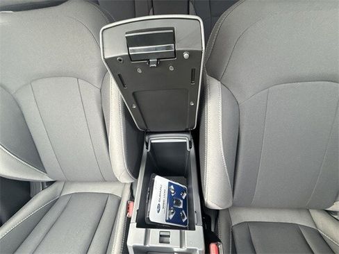 Used 2025 Subaru Crosstrek 2.0i Premium image 20