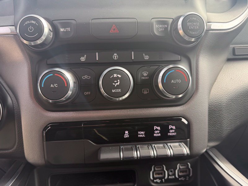 Used 2020 RAM 1500 Big Horn AWD/4WD image 10
