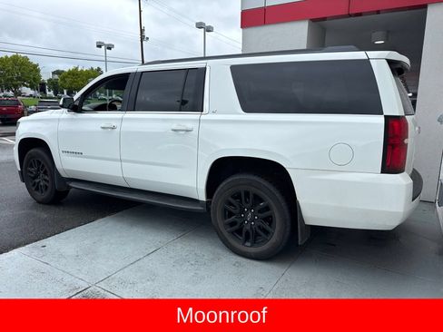 Used 2019 Chevrolet Suburban LT AWD/4WD image 10