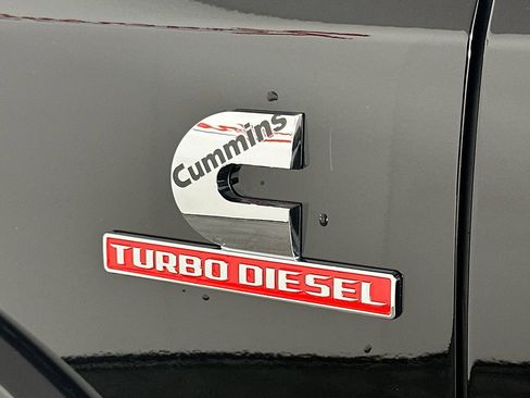New 2026 RAM 3500 Limited w/ Towing Technology Group image 22