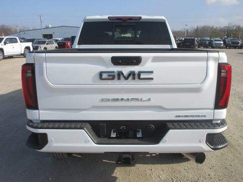 New 2026 GMC Sierra 2500 Denali Ultimate image 5