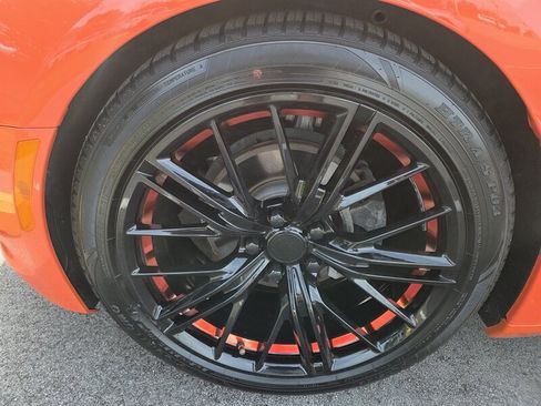 Used 2021 Chevrolet Camaro LT RWD image 9