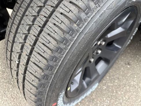 New 2026 RAM 1500 Big Horn AWD/4WD image 5