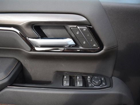 New 2026 GMC Sierra 2500 AT4 w/ AT4 Premium Plus Package image 14