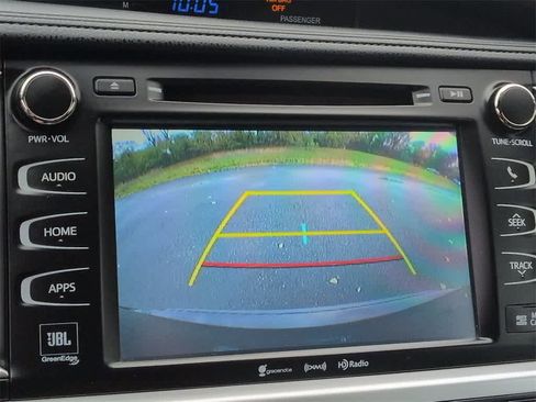 Used 2016 Toyota Highlander Limited Platinum image 31