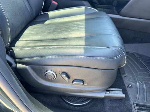 Used 2023 Genesis GV80 2.5T w/ Prestige Package AWD/4WD image 18