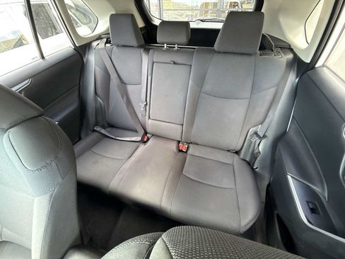 Used 2023 Toyota RAV4 LE FWD image 22