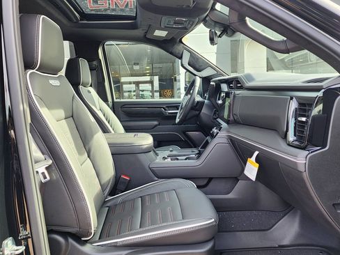 New 2026 GMC Sierra 2500 AT4X w/ LPO, Black Badging Package image 43