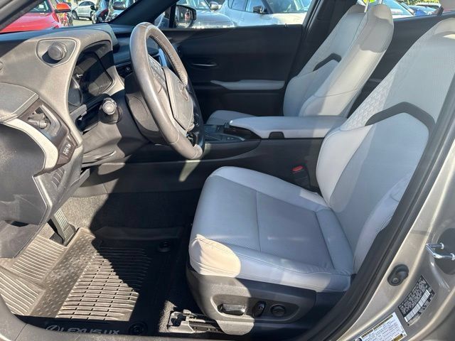 Used 2021 Lexus UX 250h w/ Premium Package AWD/4WD image 19