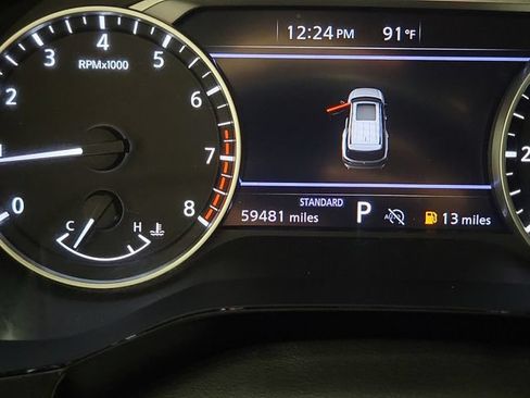 Used 2022 Nissan Pathfinder SV w/ SV Black Package FWD image 2