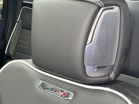 Used 2025 GMC Yukon XL AT4 Ultimate AWD/4WD image 28