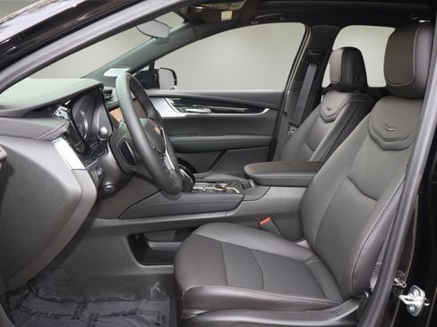 New 2026 Cadillac XT5 Premium Luxury image 12