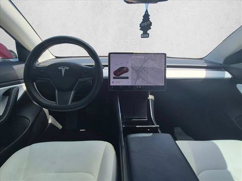 Used 2019 Tesla Model 3 Standard Range Plus RWD image 12
