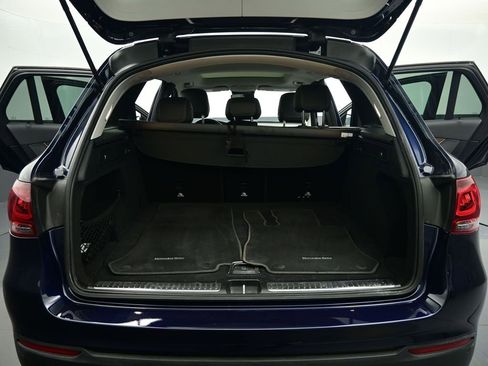 Used 2022 Mercedes-Benz GLC 300 4MATIC image 34