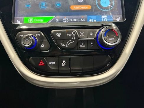 Used 2020 Chevrolet Bolt LT FWD image 18