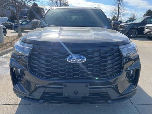 New 2026 Ford Explorer ST-Line w/ ST-Line Street Pack AWD/4WD image 14