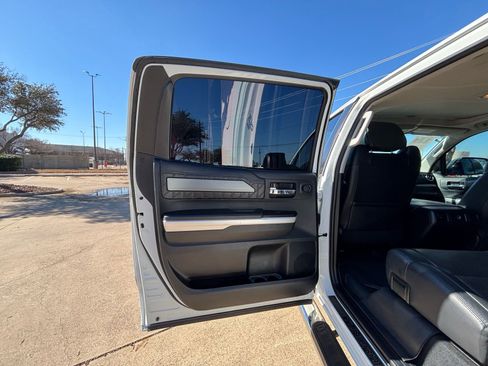 Used 2014 Toyota Tundra Platinum image 20