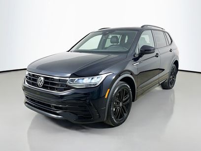 Used 2022 Volkswagen Tiguan SE R-Line
