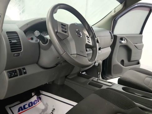 Used 2019 Nissan Frontier Desert Runner image 21