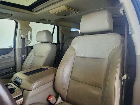 Used 2020 GMC Yukon SLT w/ Open Road Package AWD/4WD image 14