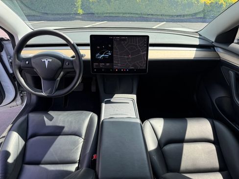 Used 2021 Tesla Model 3 Long Range AWD/4WD image 14