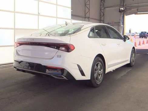 Certified 2022 Kia K5 LXS FWD image 3