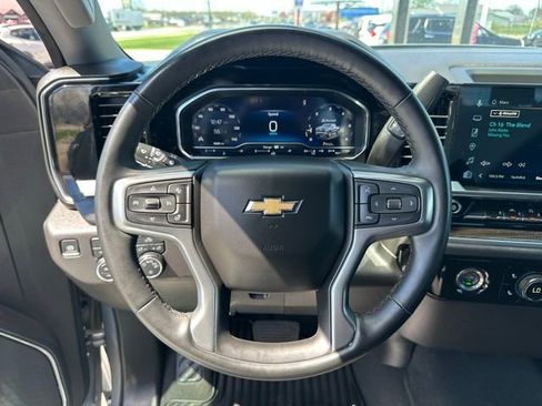 Used 2024 Chevrolet Silverado 1500 LT image 19