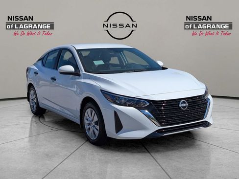 New 2025 Nissan Sentra S image 3