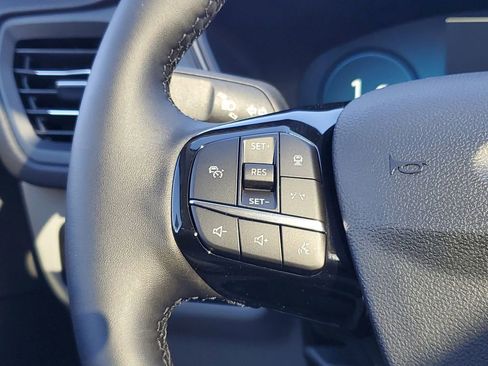 New 2026 Ford Escape Active w/ Active Premium Tech Pack image 11